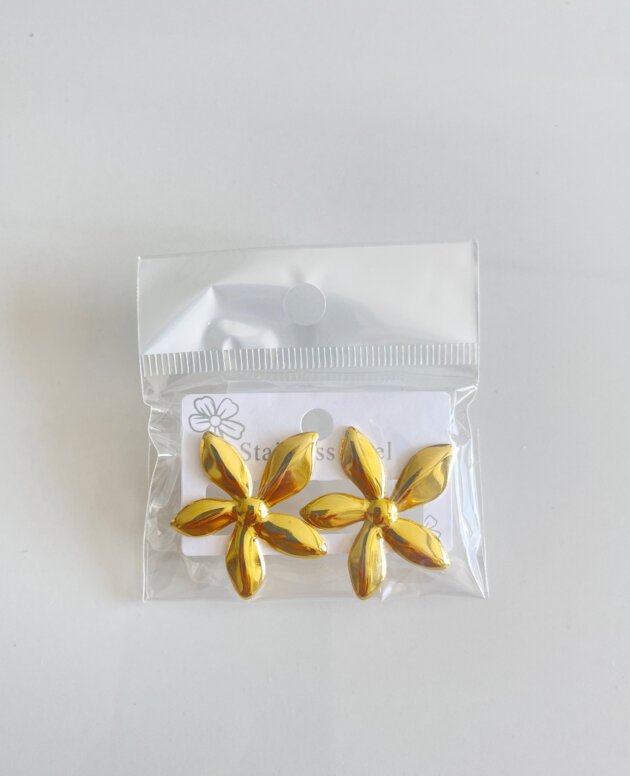 Isla Gold Earrings