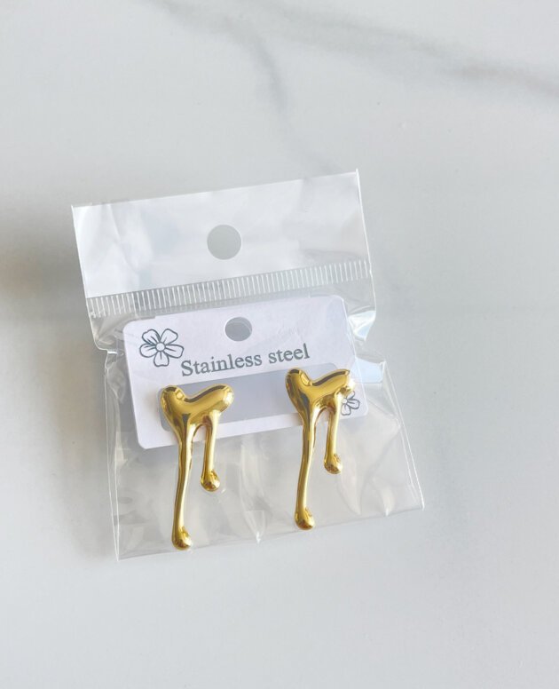 Elara Gold Earrings