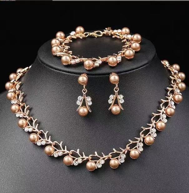 Pearl Romance Set