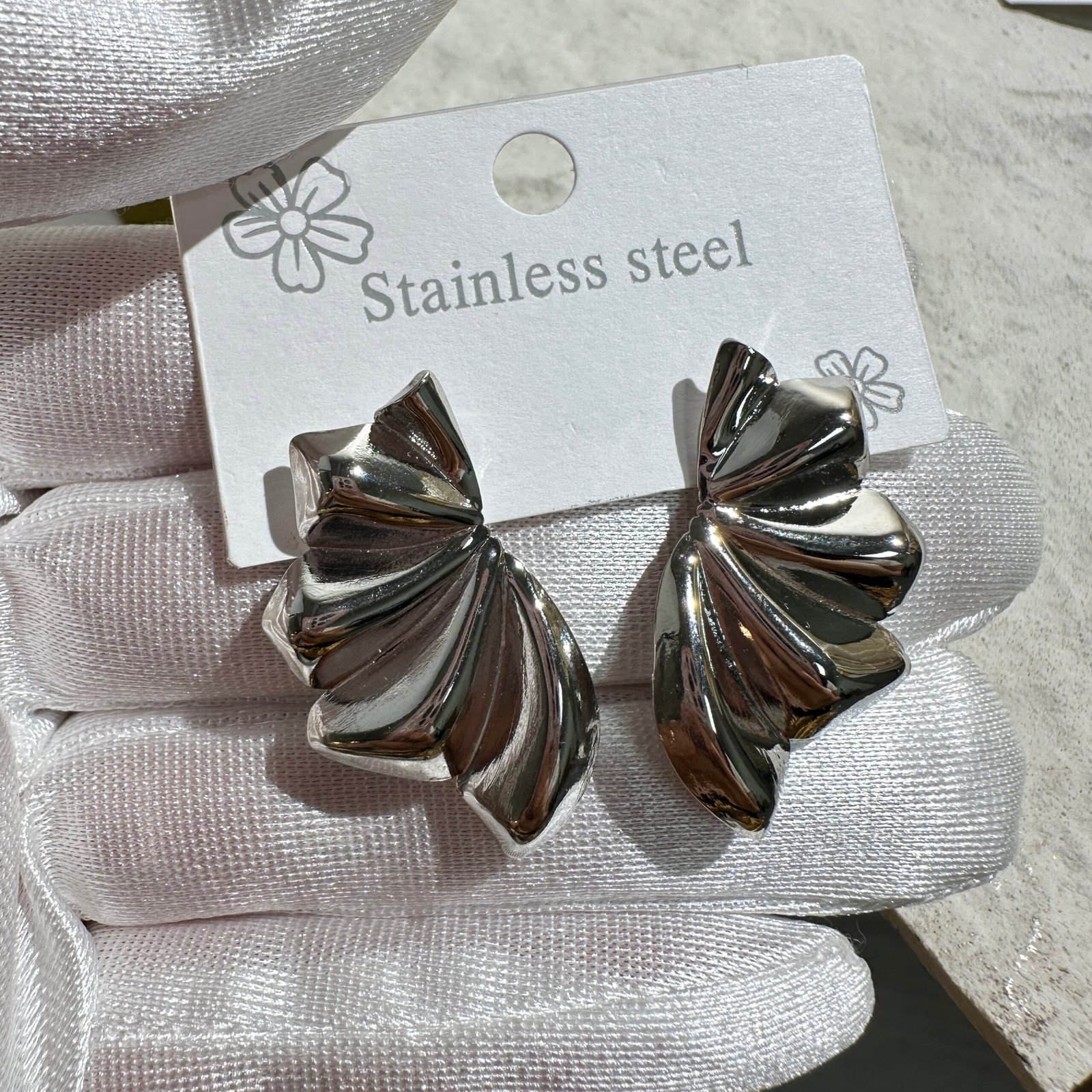 Elara Earrings