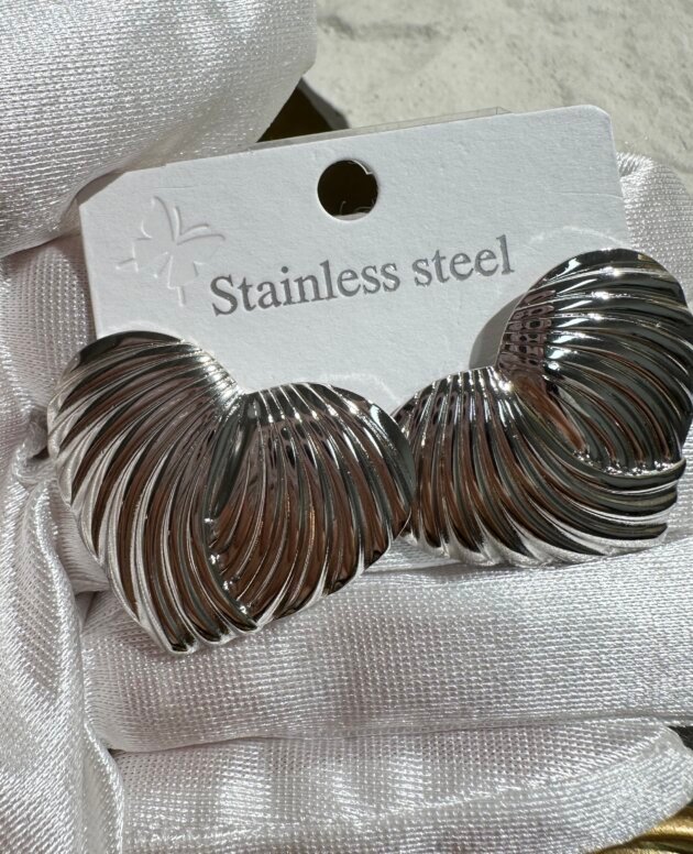 Everly Earrings