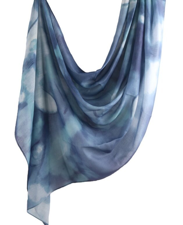 Indigo Veil Modal Hijab
