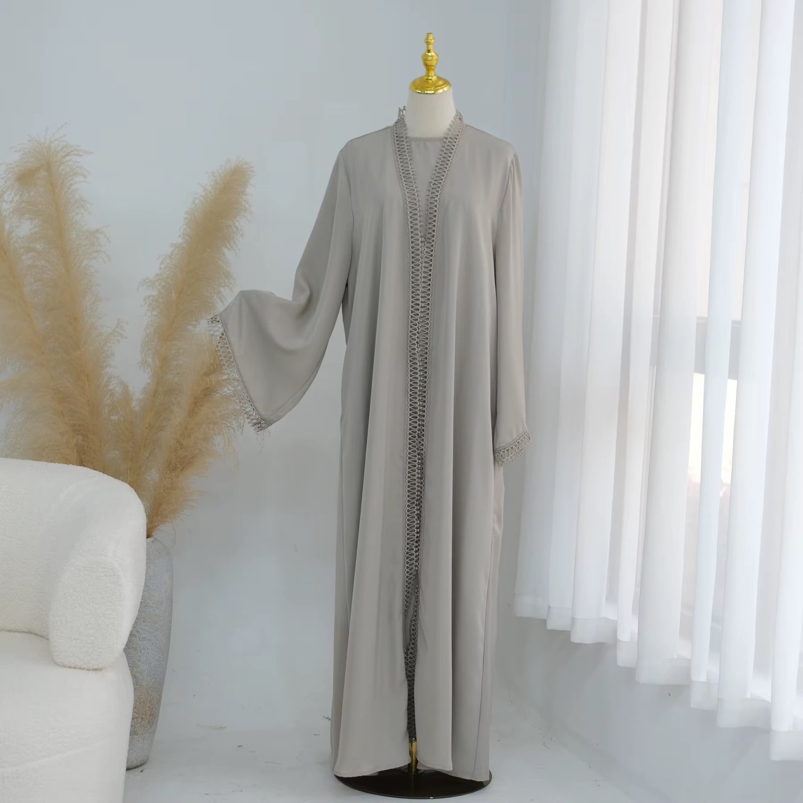 Farah - Image 3