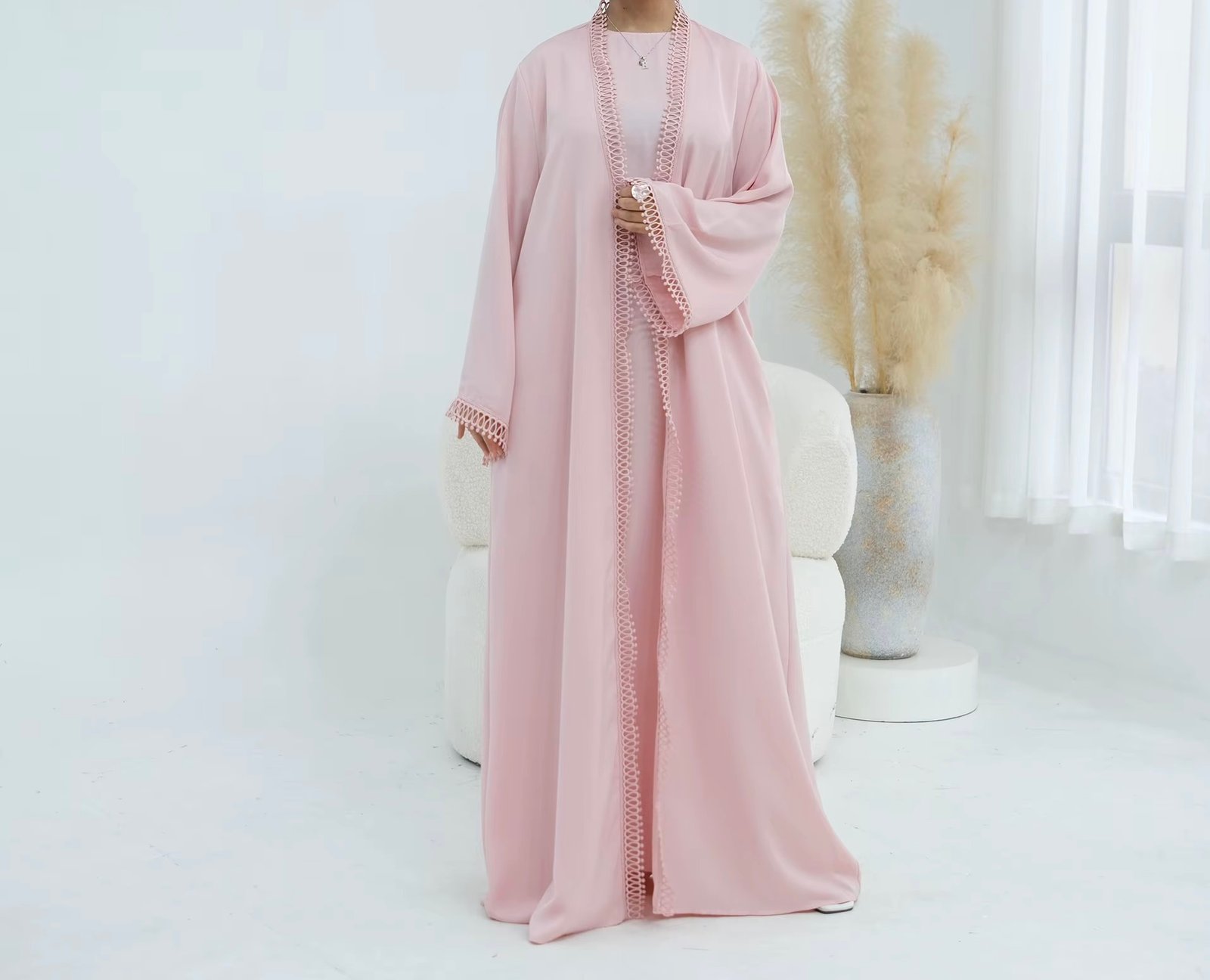 Farah - Image 6